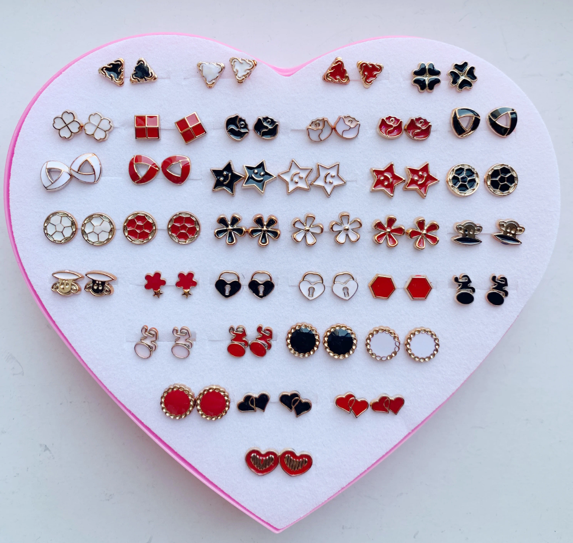 Coffret 36 paires de boucles d'oreiles