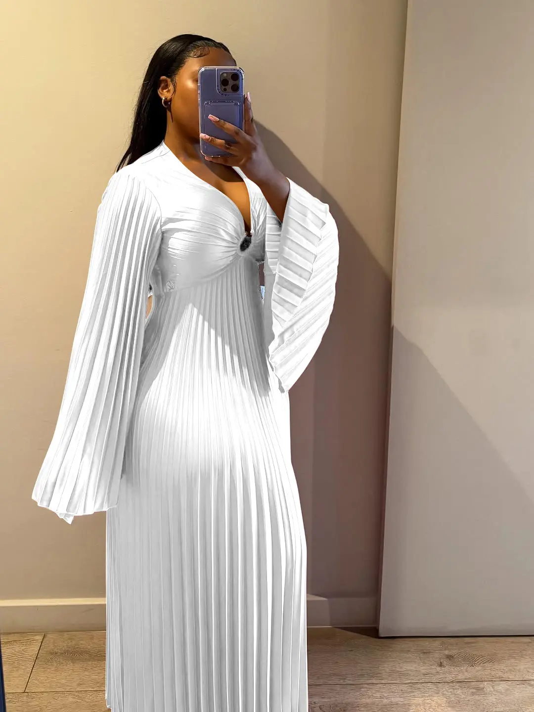 Robe3: Robe élégante plisser en col V