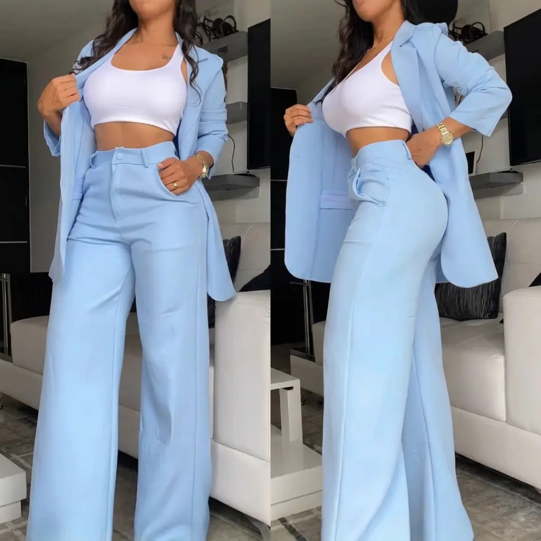 R4: Costume élégant pour femme